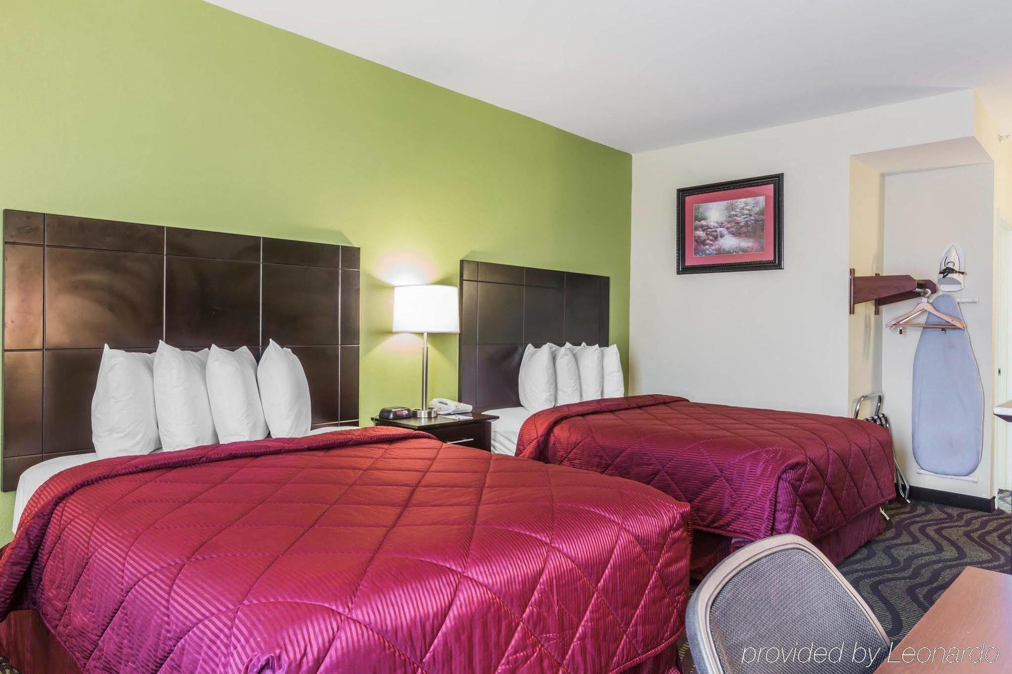 Quality Inn & Suites North Montgomery Ngoại thất bức ảnh