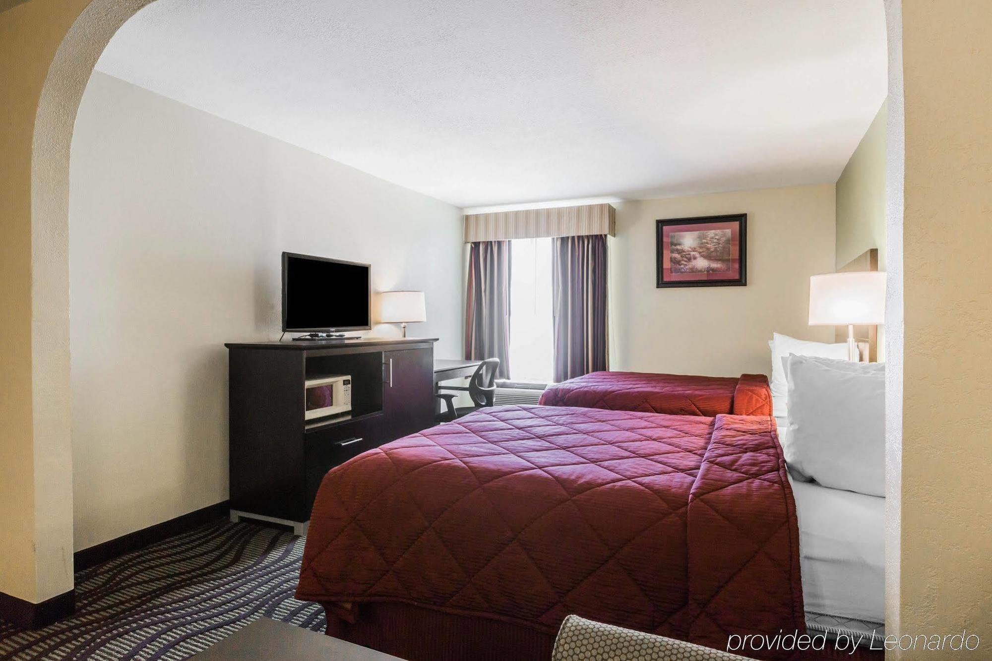 Quality Inn & Suites North Montgomery Ngoại thất bức ảnh