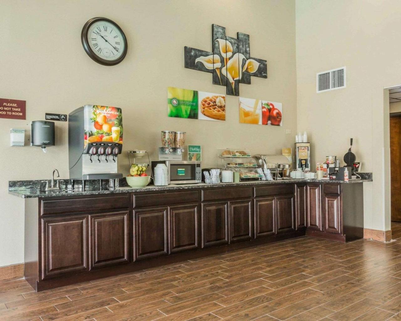 Quality Inn & Suites North Montgomery Ngoại thất bức ảnh