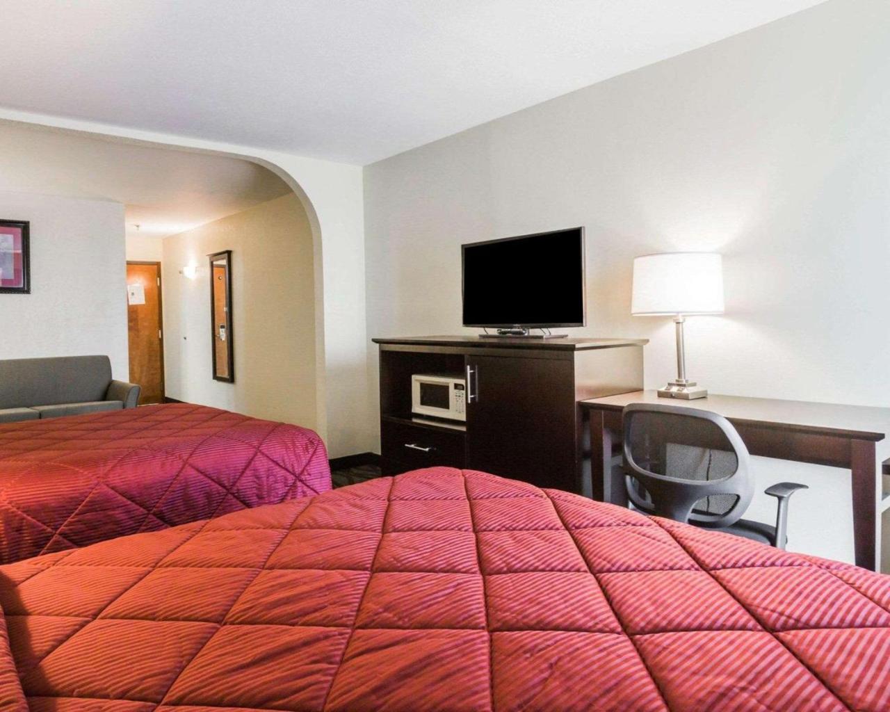 Quality Inn & Suites North Montgomery Ngoại thất bức ảnh