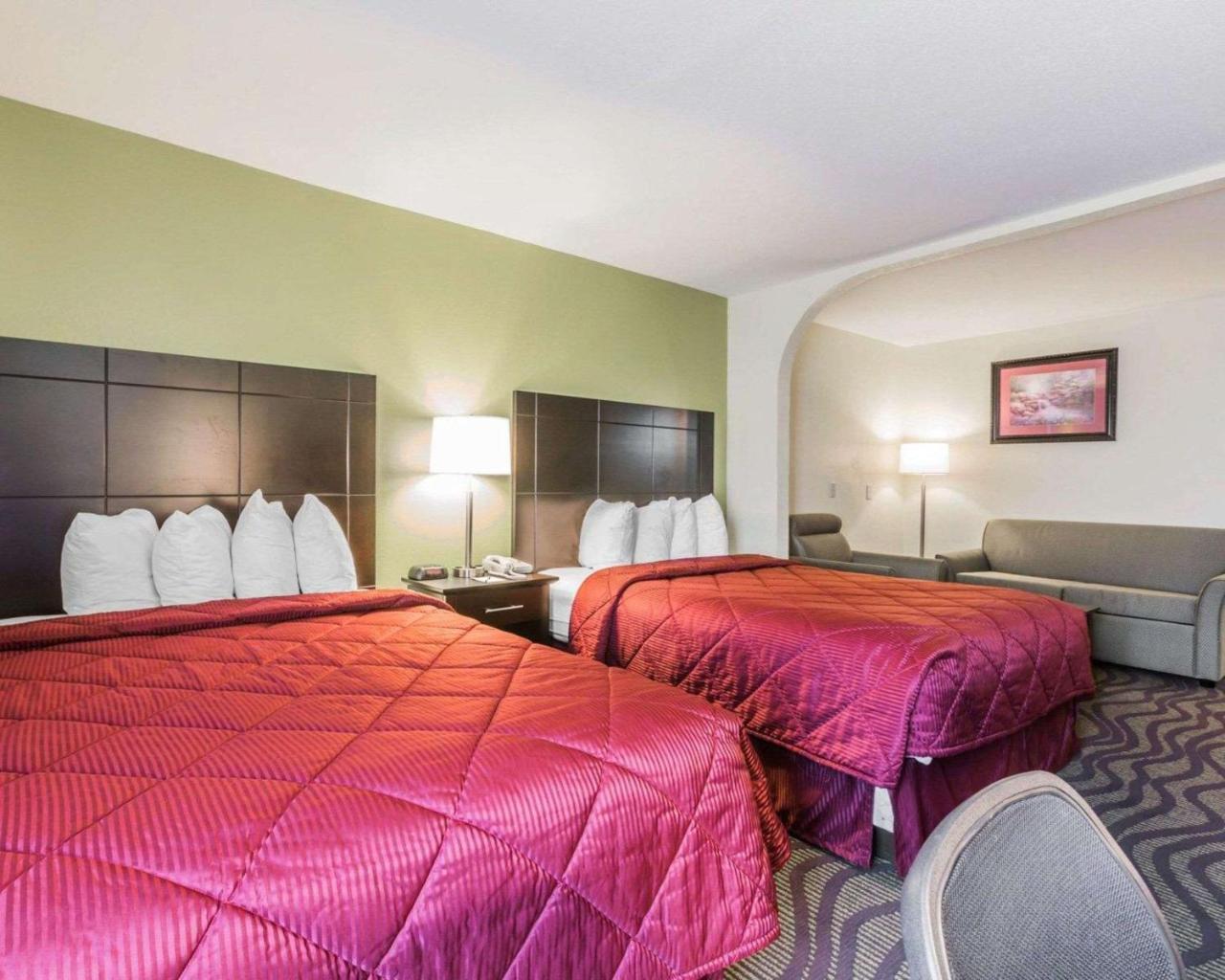 Quality Inn & Suites North Montgomery Ngoại thất bức ảnh